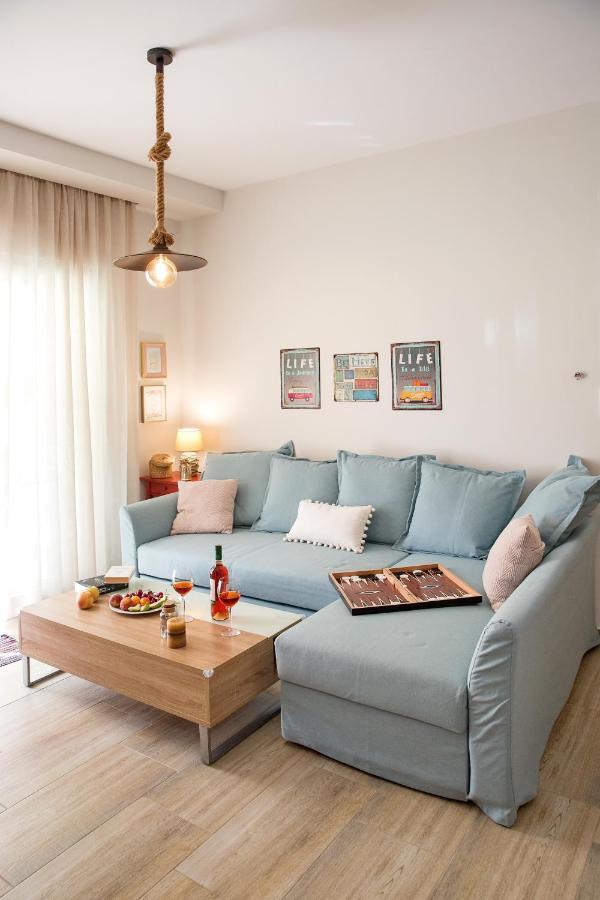 Myrsini'S Apartment Néa Péramos Εξωτερικό φωτογραφία