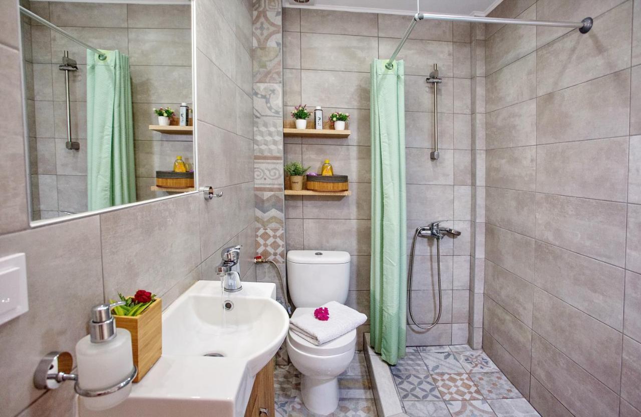 Myrsini'S Apartment Néa Péramos Εξωτερικό φωτογραφία
